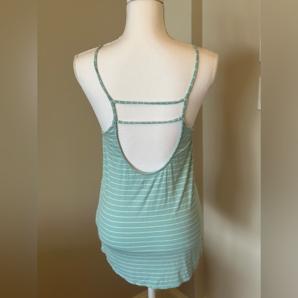 Hollister Long Tunic Tank - Picture 2 of 2